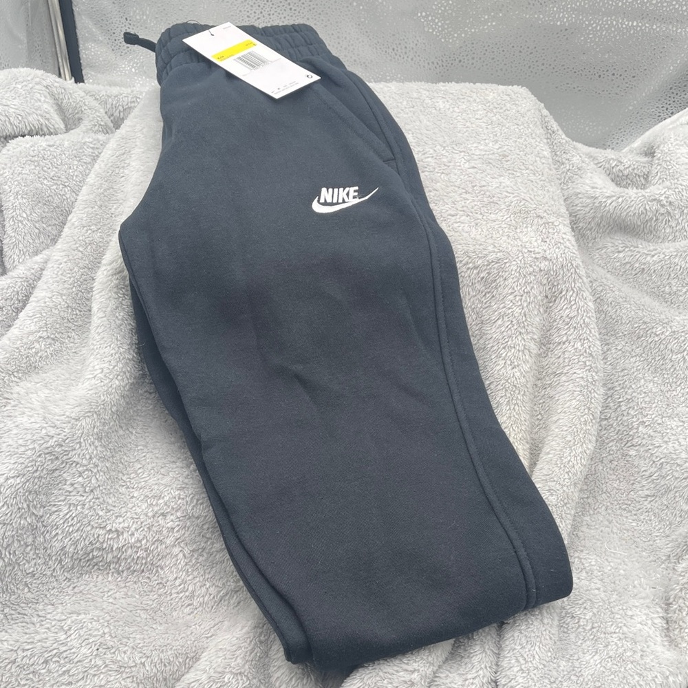 Nike Black Fleece Joggers kids size S